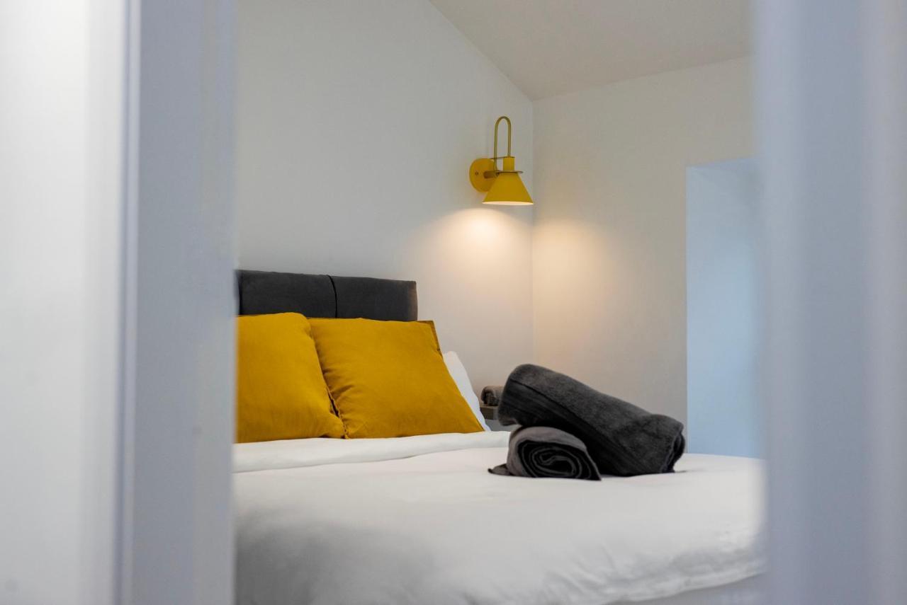 Sea Salt Six Apartment พอร์ตรัช ภายนอก รูปภาพ