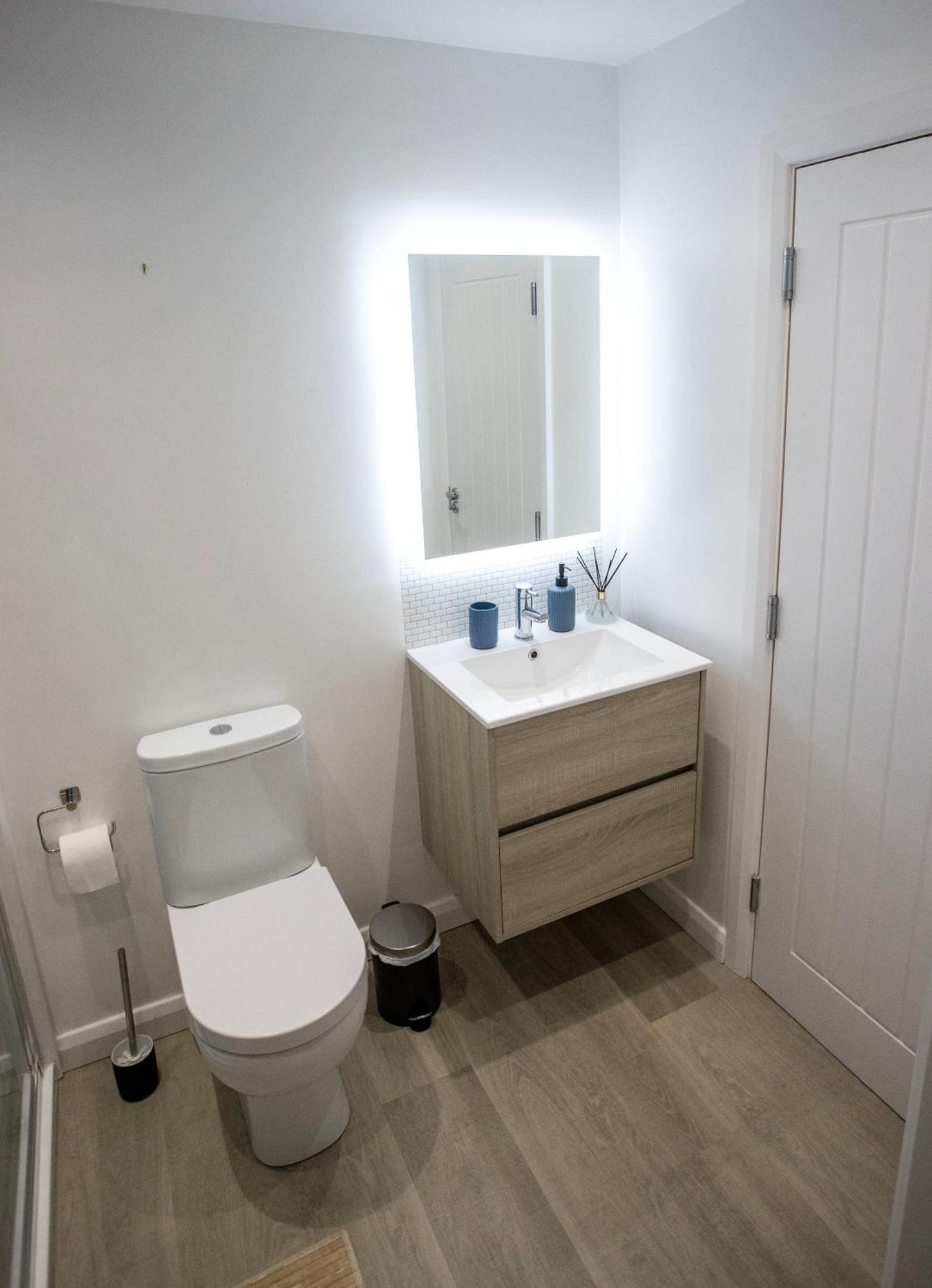 Sea Salt Six Apartment พอร์ตรัช ภายนอก รูปภาพ